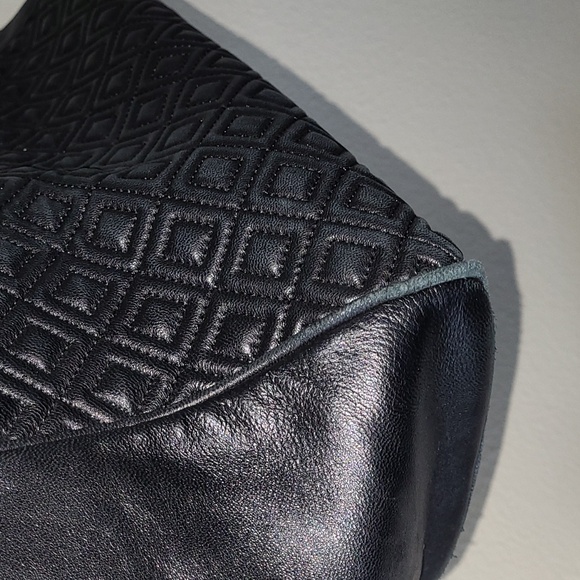 ๐HP๐Tory Burch Genuine Quilted Leather Fleming Tote๐ - Picture 13 of 17